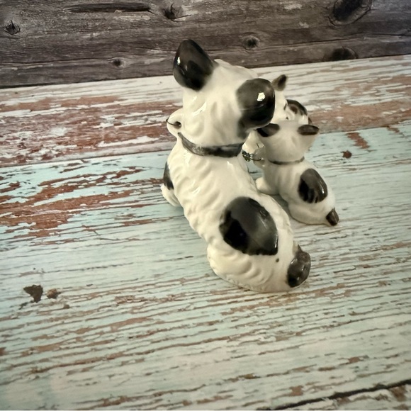 Vintage Ceramic Terrier Dog Figurine Set - White and Black with Chain - Picture 6 of 8